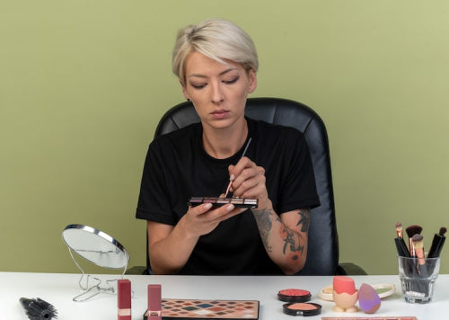 The Influence of Makeup Artists on Clean Beauty Product Development