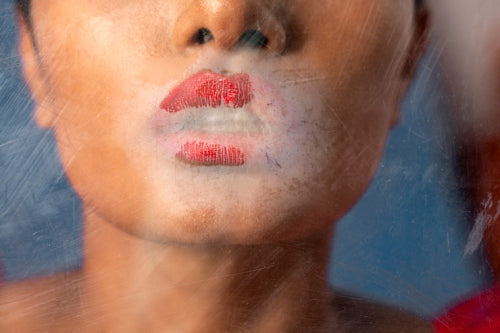 Comparing Textures in Contemporary Lip Gloss and Lip Oil Lines