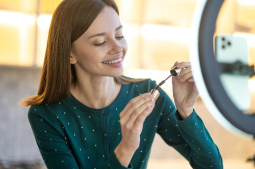 How Clean Beauty Standards Are Shaping Lip Care Innovation