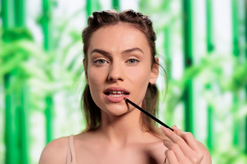 Effortless Beauty Values in the Design of Vegan Lip Products