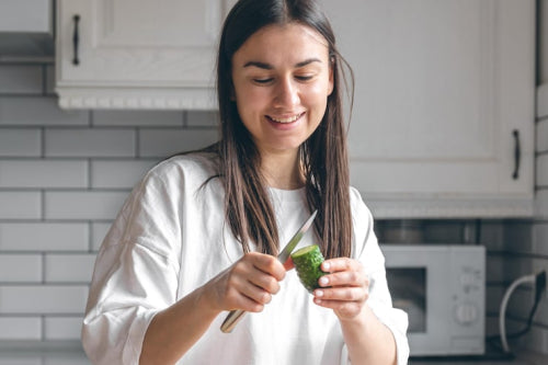 Vegan Options Address Hydration Needs in Minimalist Makeup