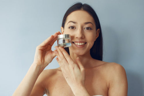Hyaluronic Acid Integration Improves Lip Hydration Outcomes