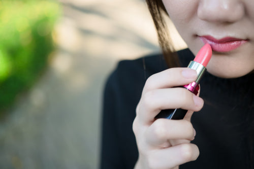 Tinted Lip Balms Combine Color and Care in Daily Routines