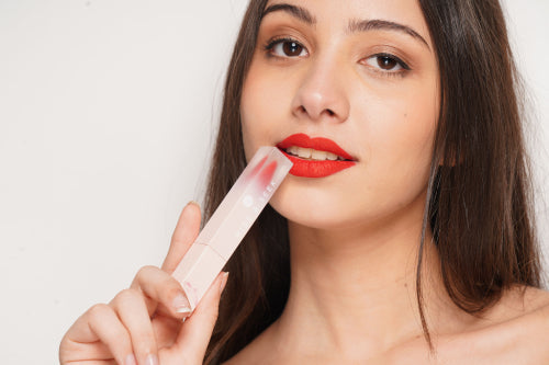 How Beauty Brands Are Responding to Demand for Non-Sticky Lip Gloss