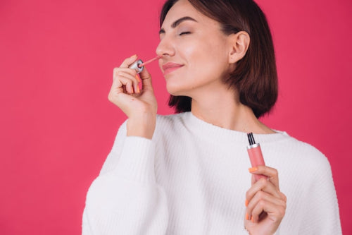 Balancing Performance and Natural Ingredients in Lip Glosses