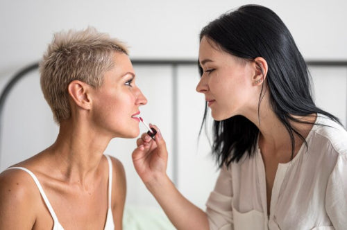 What Causes Dry Lips and How to Care for Them