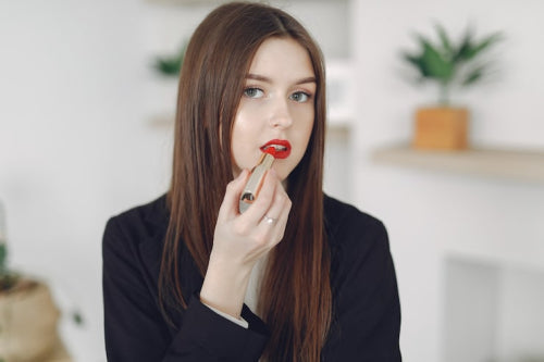 Which Lip Product Is Best When You Want Shine Without Stickiness?