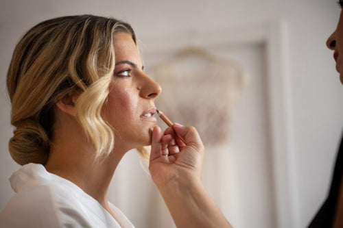 Slow Beauty: How Minimal Lip Care Is Gaining Fans