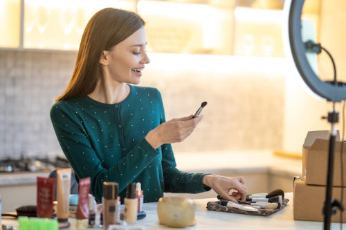 How Social Proof and Reviews Are Influencing Purchasing Decisions in Cosmetics