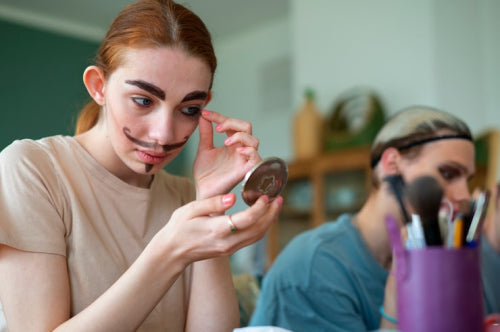 How Professional Makeup Artists Are Shaping Consumer Expectations of Clean Cosmetics