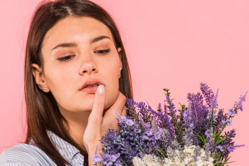 How Natural Ingredients Support Plump and Smooth Lips